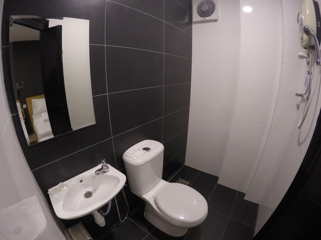 Vio Hotel Куала Лумпур Екстериор снимка