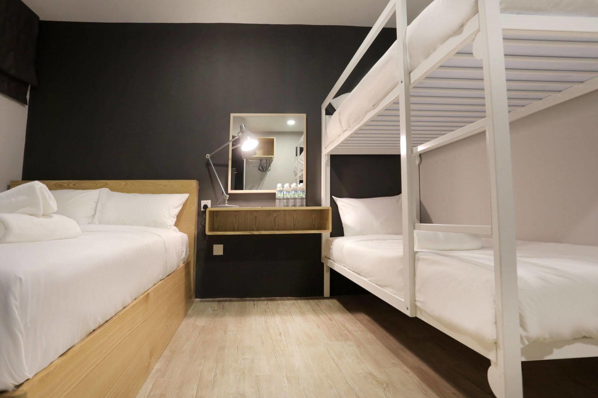 Vio Hotel Куала Лумпур Екстериор снимка