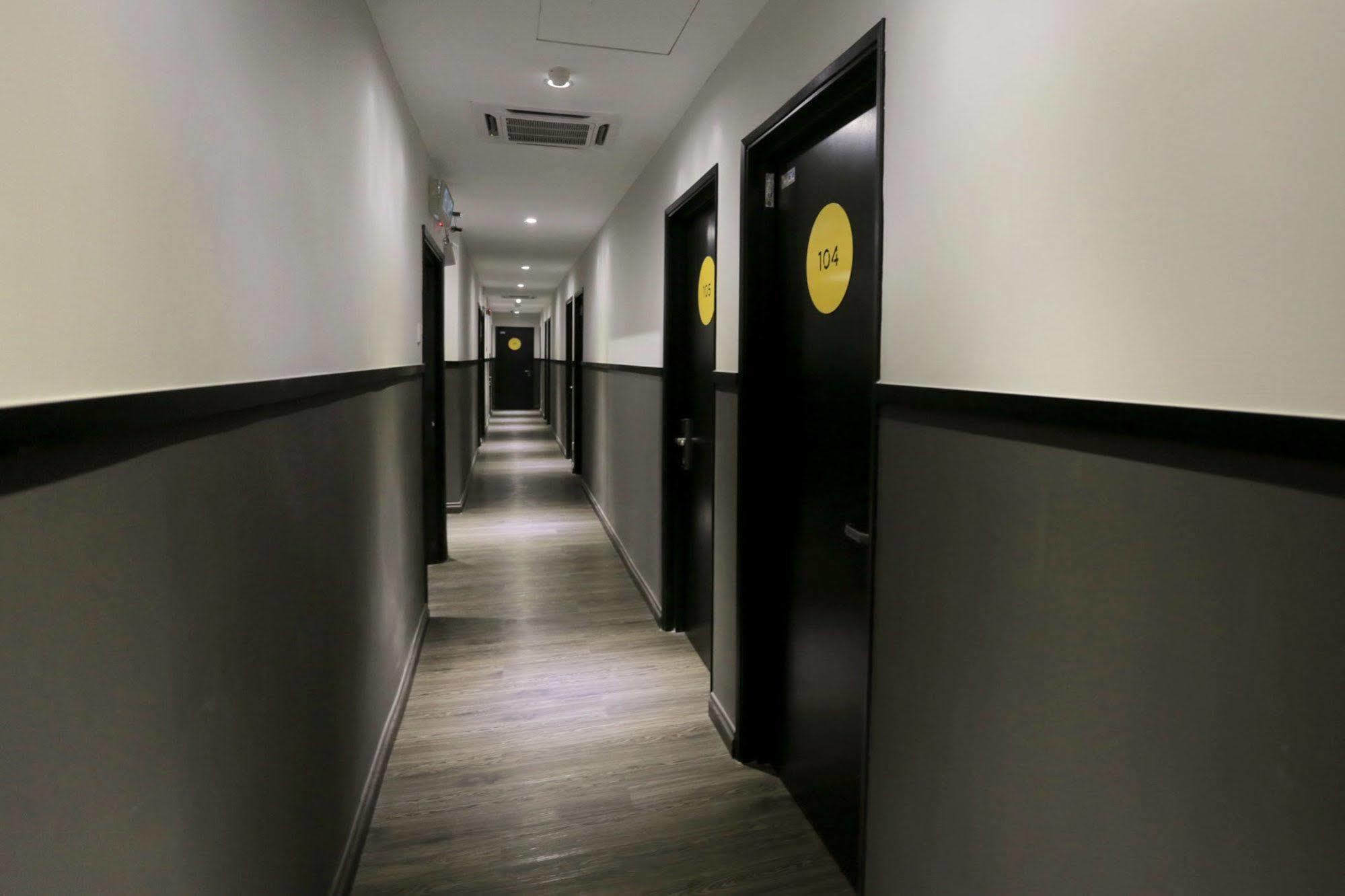 Vio Hotel Куала Лумпур Екстериор снимка